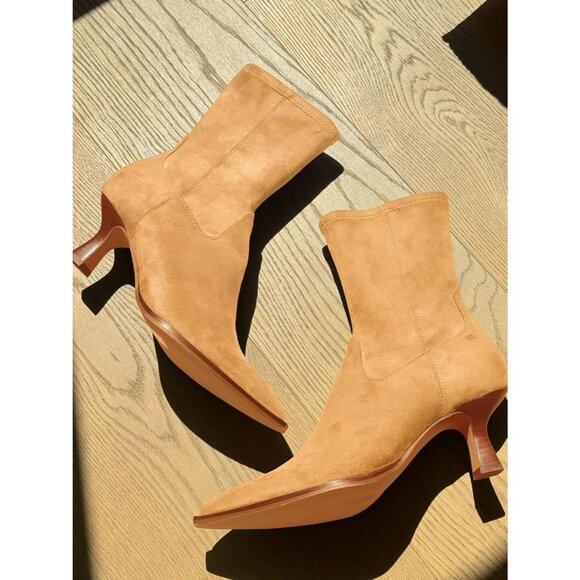Women's Camel Suede Pointed Toe Ankle Boots Stacked Kitten Low Heel Side Zipper - Picture 2 of 6